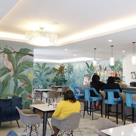 Yaya Hotel & Apartments Ναϊρόμπι Εξωτερικό φωτογραφία