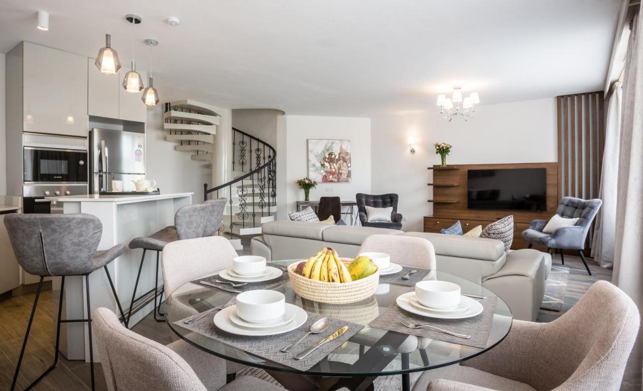 Yaya Hotel & Apartments Ναϊρόμπι Εξωτερικό φωτογραφία