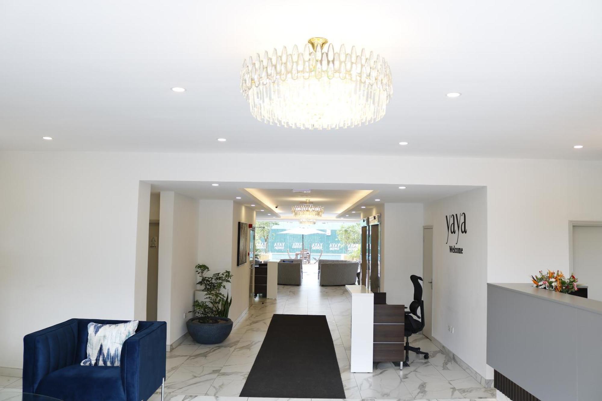 Yaya Hotel & Apartments Ναϊρόμπι Εξωτερικό φωτογραφία