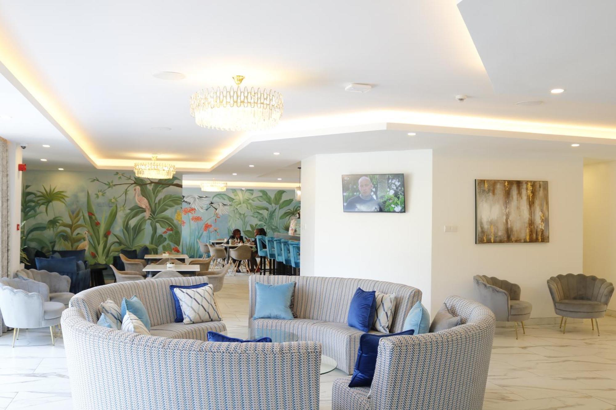 Yaya Hotel & Apartments Ναϊρόμπι Εξωτερικό φωτογραφία