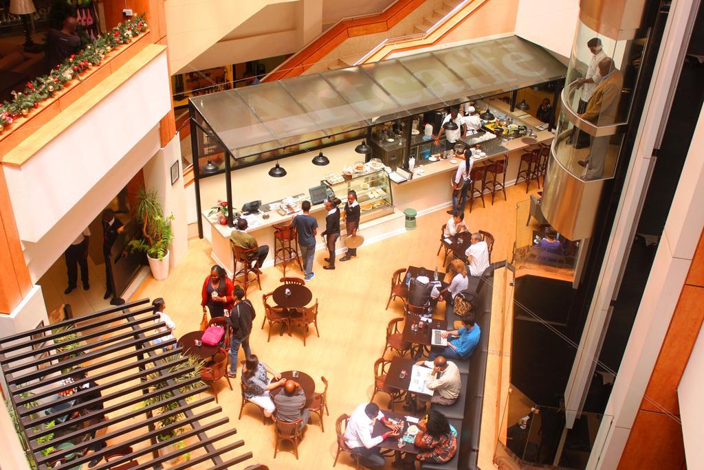 Yaya Hotel & Apartments Ναϊρόμπι Εξωτερικό φωτογραφία