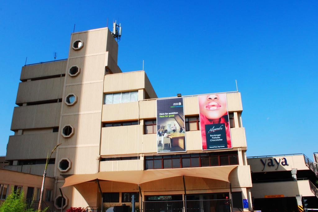 Yaya Hotel & Apartments Ναϊρόμπι Εξωτερικό φωτογραφία